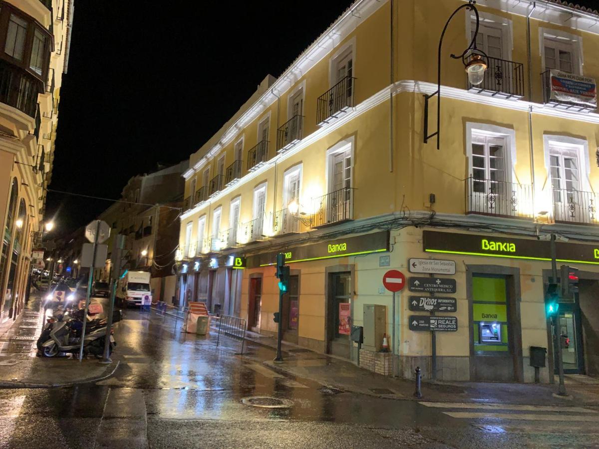 Hostal Colon Αντεκέρα Εξωτερικό φωτογραφία